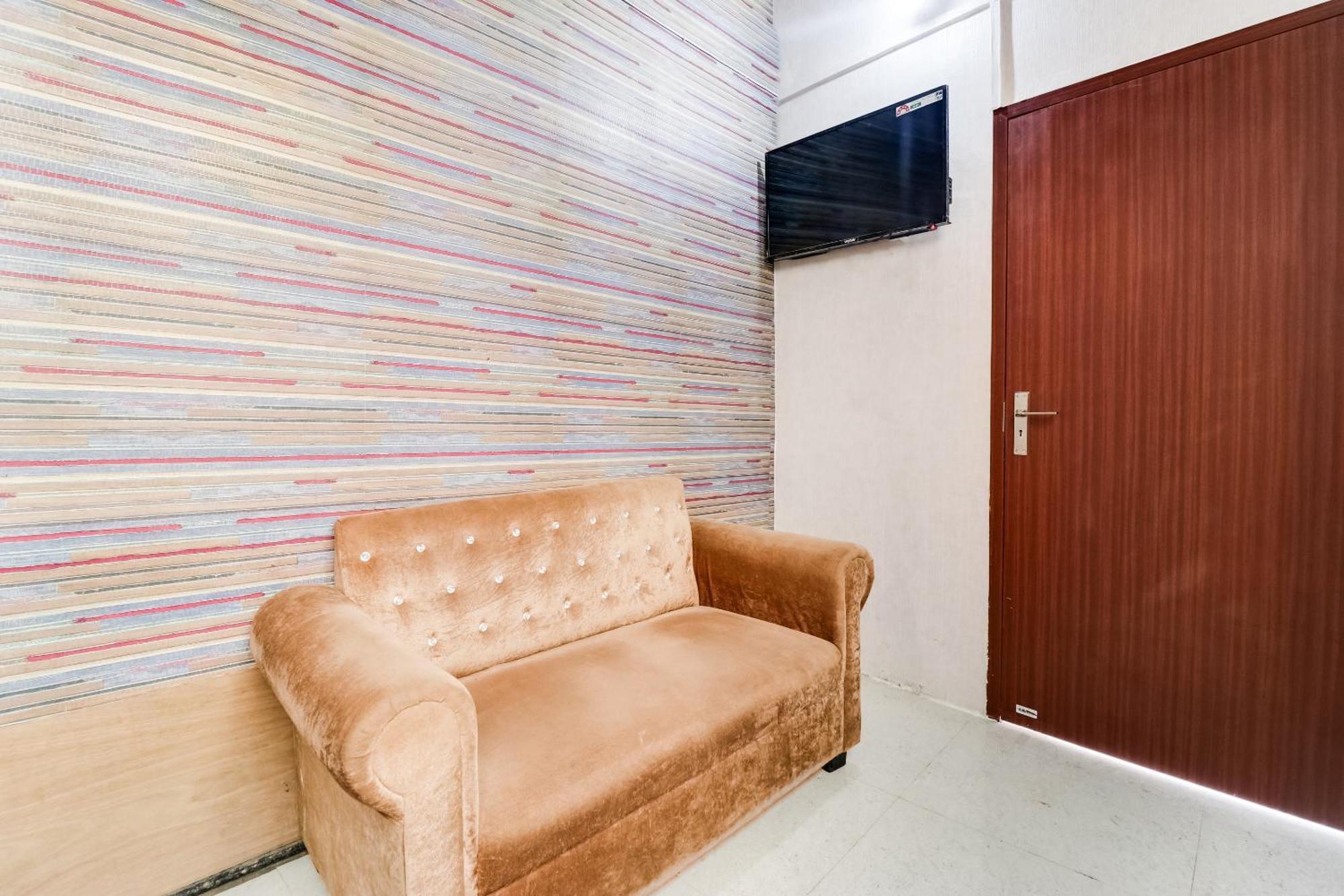Super Hotel O Rs Inn Gorakhpur Exterior photo